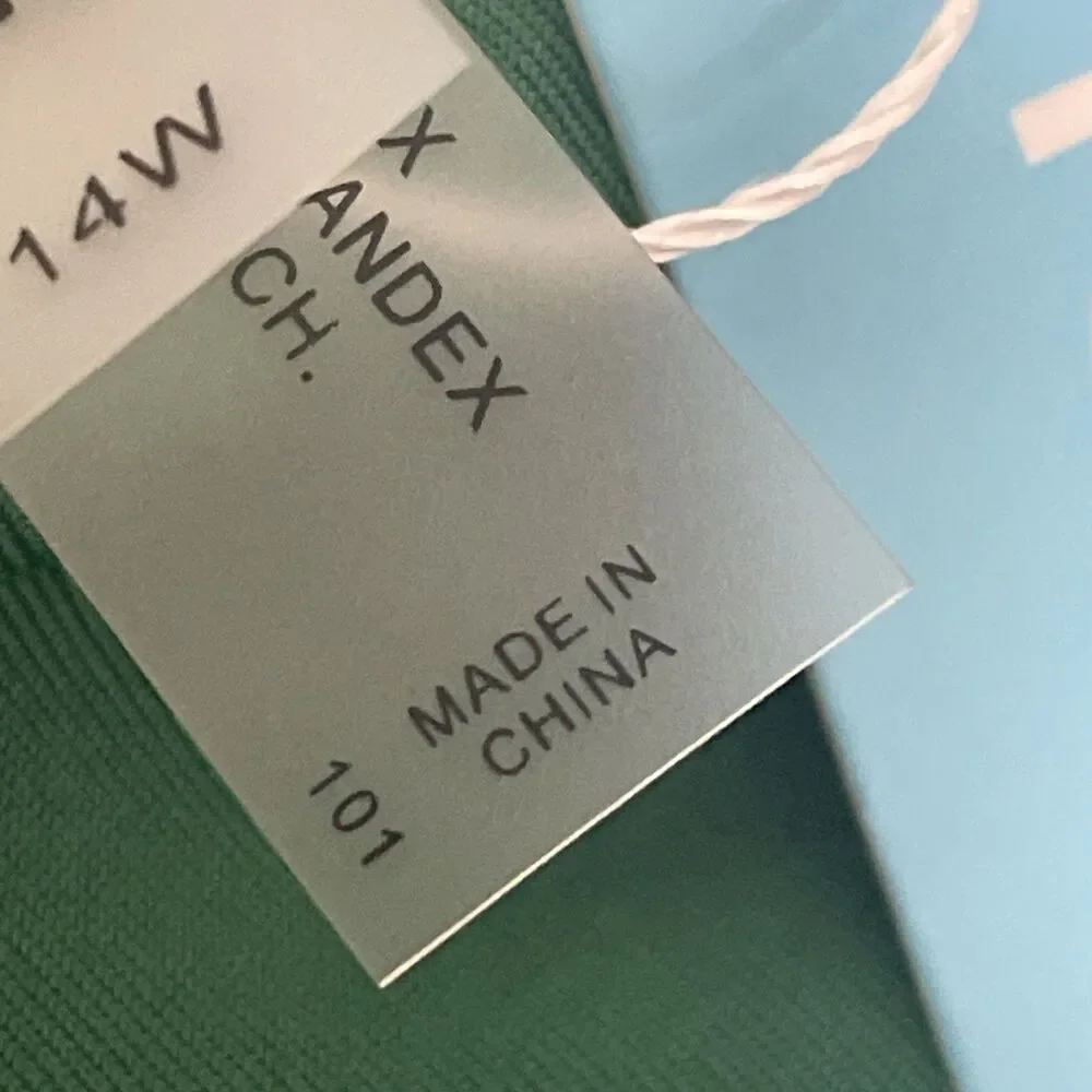 Yonique Tankini Swimsuit Blouson Top Modest Loose Fit Swimwear Green - 14 W NWT - Picture 9 of 10